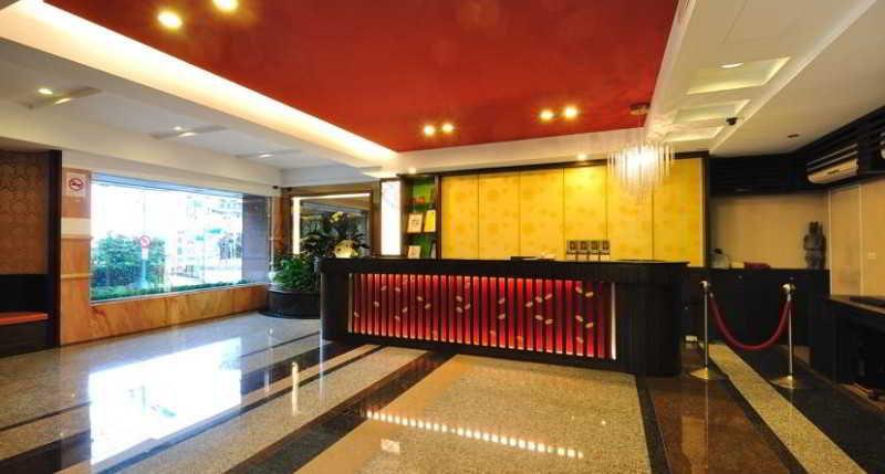 Baron's Hot Spring Hotel Jiaoxi Buitenkant foto